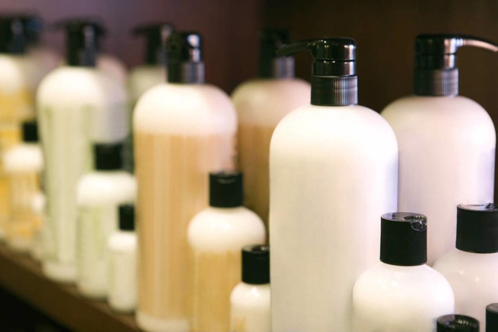 giia-cong-sua tam-u-trang